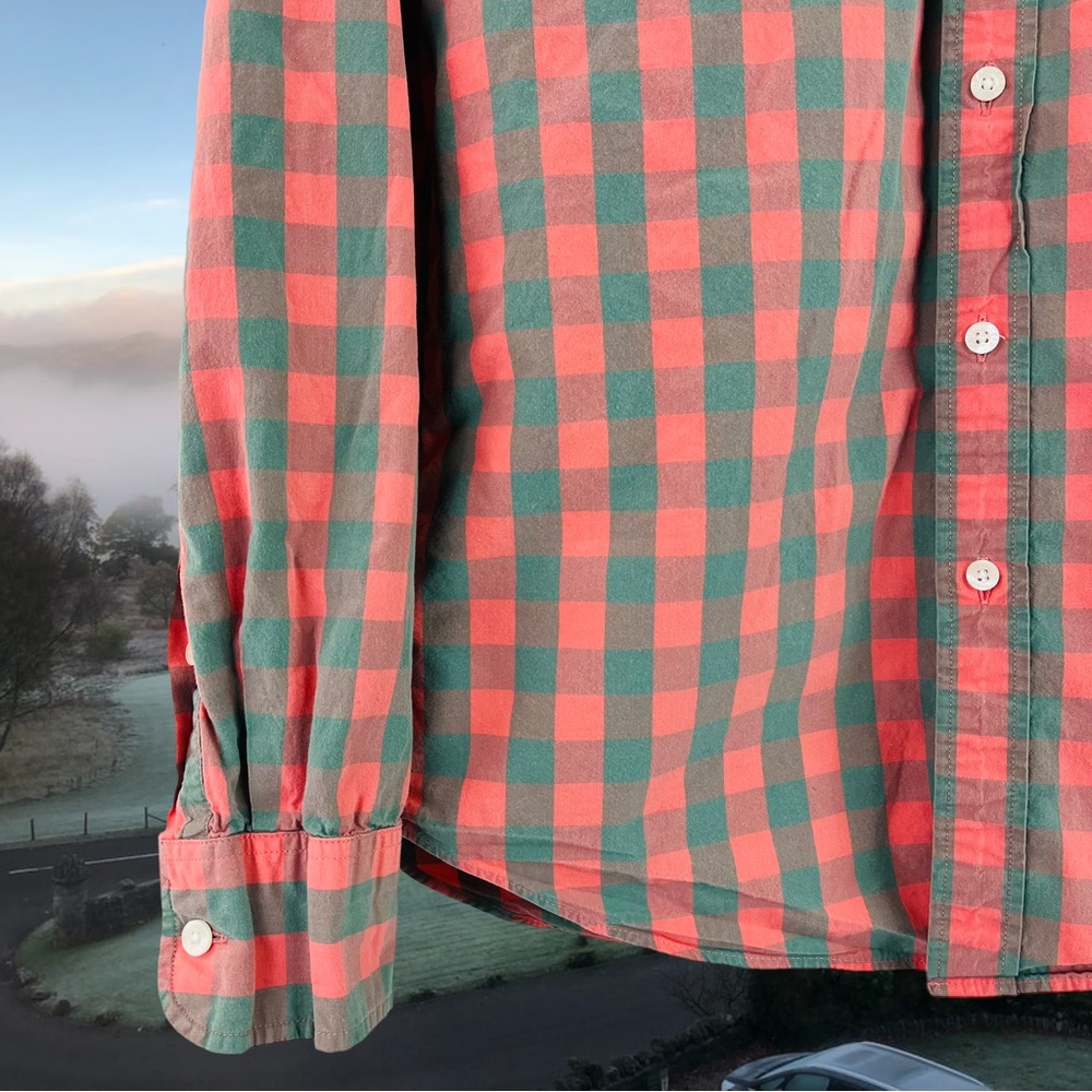 J. Crew Faded Buffalo Check Button Down Shirt - Size M - Classic Style - Picture 2 of 10